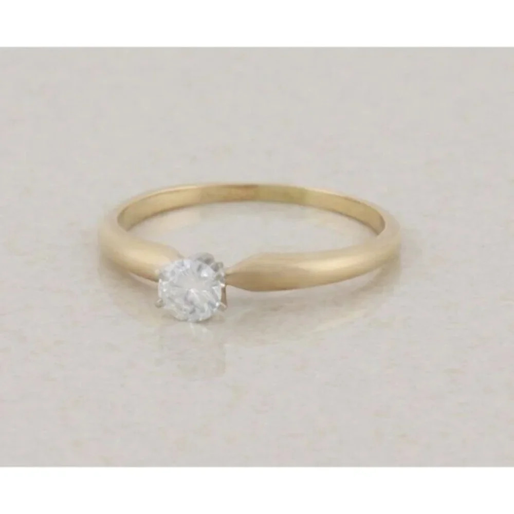 10k Yellow Gold .25 Carat Diamond Solitaire Engagement Ring Size 8 1/4 - Picture 7 of 9